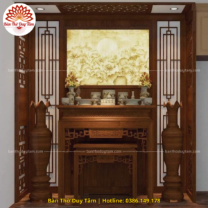 Mẫu phòng thờ đẹp gia tiên chất liệu gỗ sồi, bàn thờ gỗ hiện đại PT101