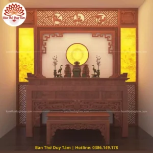 Mẫu phòng thờ đẹp gia tiên chất liệu gỗ sồi, bàn thờ gỗ hiện đại PT108