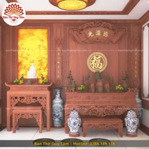 Mẫu phòng thờ đẹp gia tiên chất liệu gỗ sồi, bàn thờ gỗ hiện đại PT6