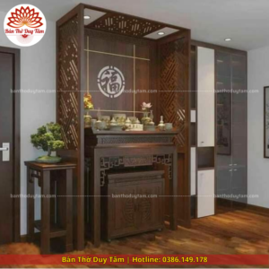 Mẫu phòng thờ đẹp gia tiên chất liệu gỗ sồi, bàn thờ gỗ hiện đại PT81